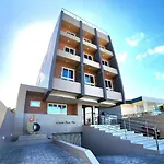 Paradise Flat 108